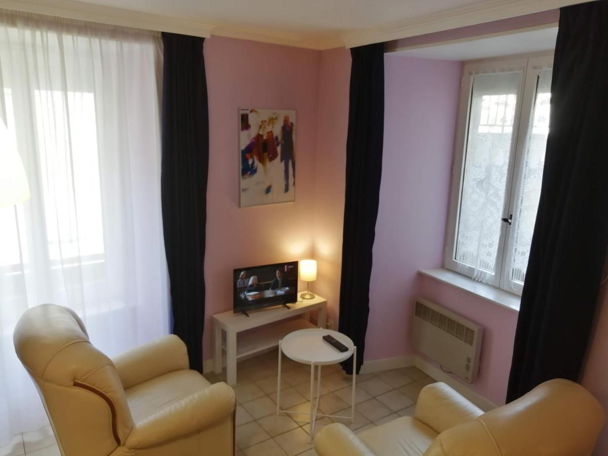Chez Gustou Apartment Chaudes-Aigues Exterior photo