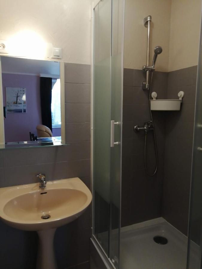Chez Gustou Apartment Chaudes-Aigues Exterior photo